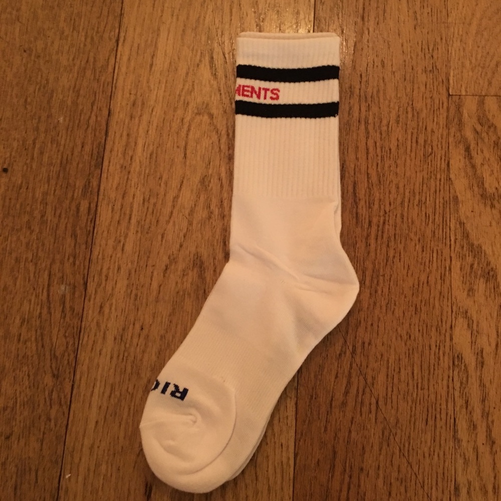 Vetements socks (sexual fantasies)